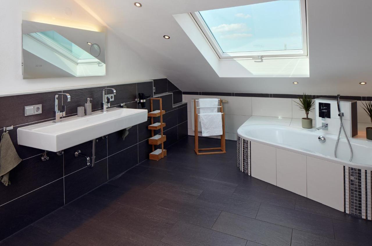 ⸨⸩ Sunset Penthouse: Messe - Siemens - Db - Man ⸨⸩ Apartment Nuremberg Luaran gambar